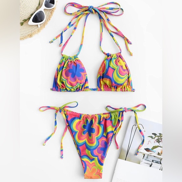 NWT 2 Piece Retro Floral Bikini - Picture 3 of 5